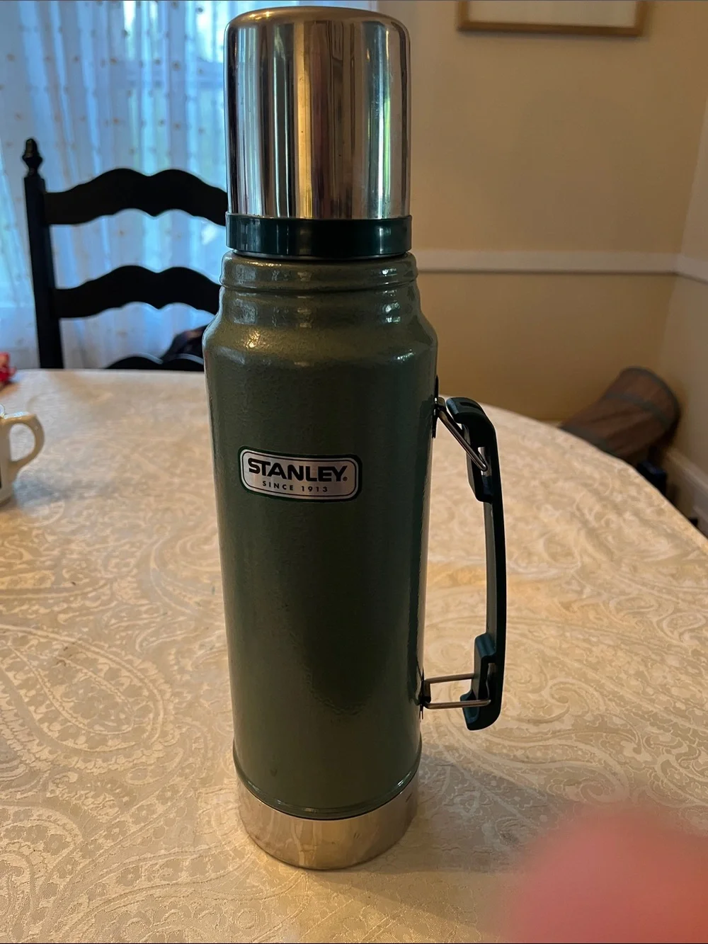 Stanley Green Thermos 1 liter Vacuum Flask with Stainless Accents Small dent top - Picture 5 of 7